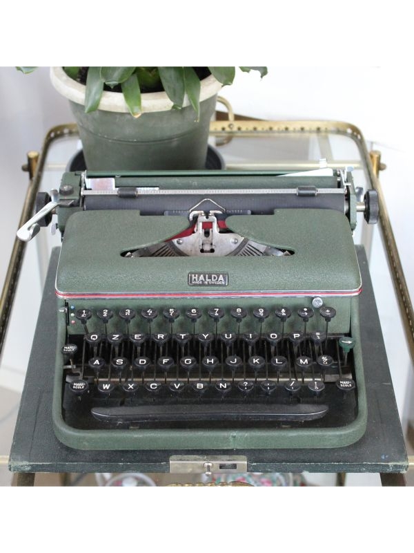 Halda - Lagomarsino Macchina da scrivere portatile (con scocca), anno  1940-50